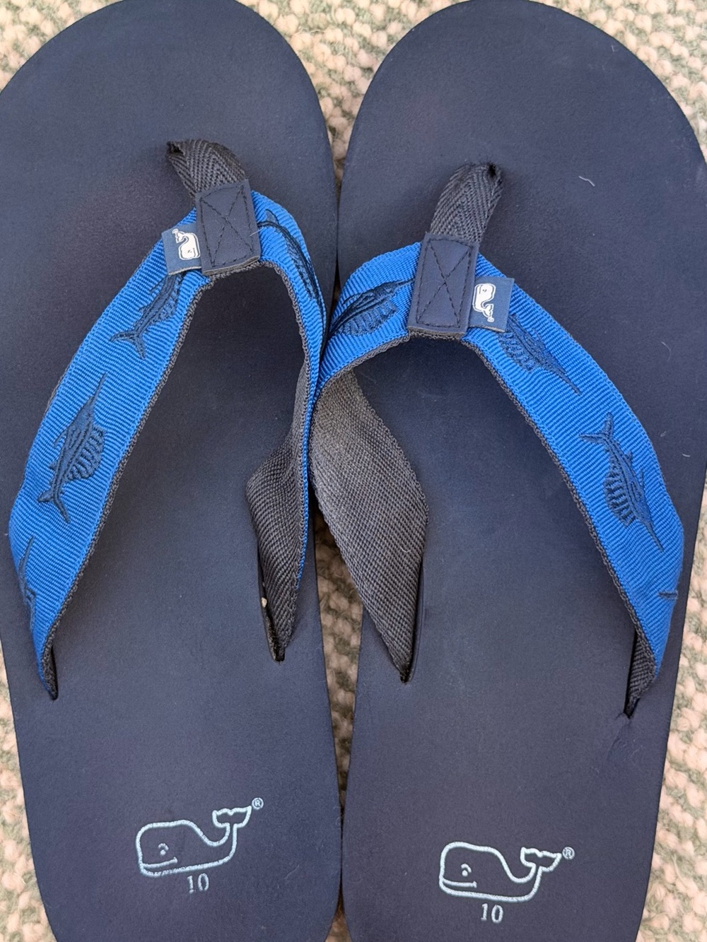 Vineyard Vines Men’s Navy Flip Flops with Blue Straps